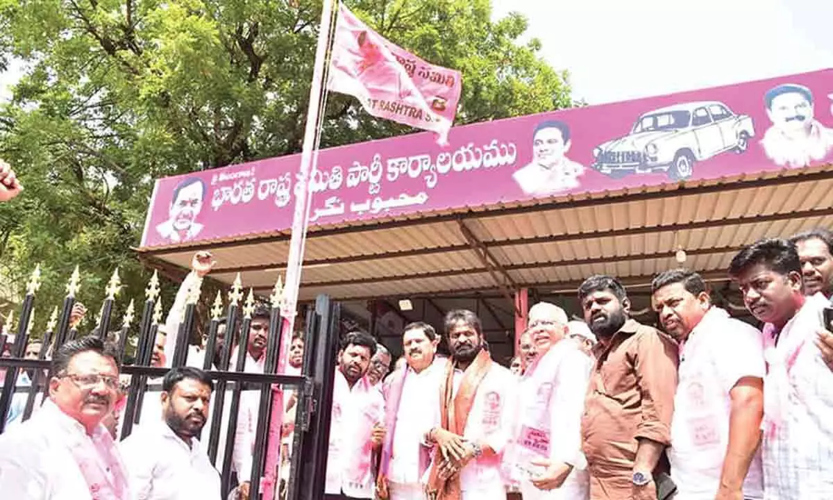 Manne Srinivas outlines schemes from previous BRS government