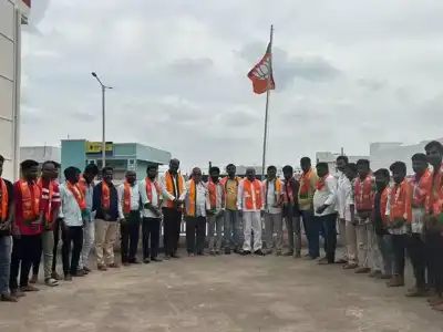 Many youths in Wanaparthy join BJP, increasing party’s chances of securing 14 LS seats
