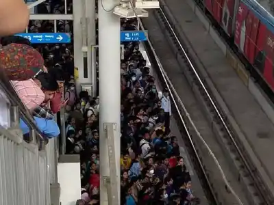 Massive Crowds Flock to Hyderabad Metro Trains as Voters Make their way back after Casting their Votes