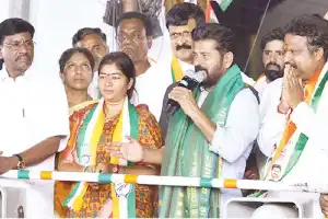 Muslim body in Hyderabad supports Congress