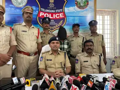 Police apprehend thief in broad daylight in 35 instances