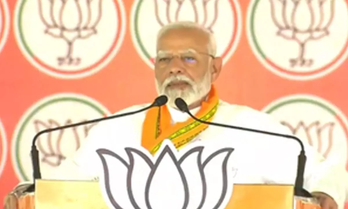 Prime Minister Modi introduces “Modi Guarantee” and slams opposition in Narayanpet