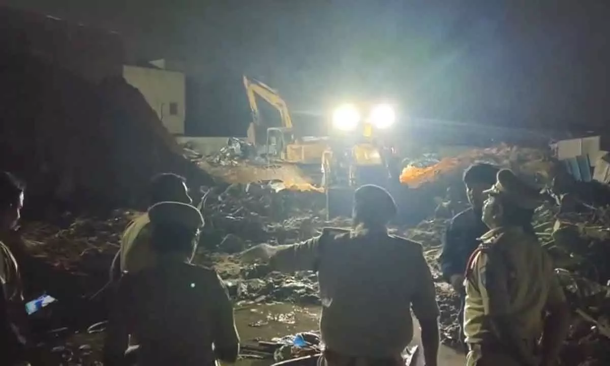 Retaining Wall Collapse in Hyderabad During Heavy Rain Results in Death of 7 Workers