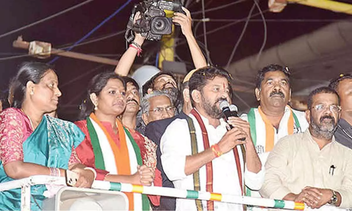 Revanth Reddy urges Kakatiyas to overcome ‘Delhi Sultans’