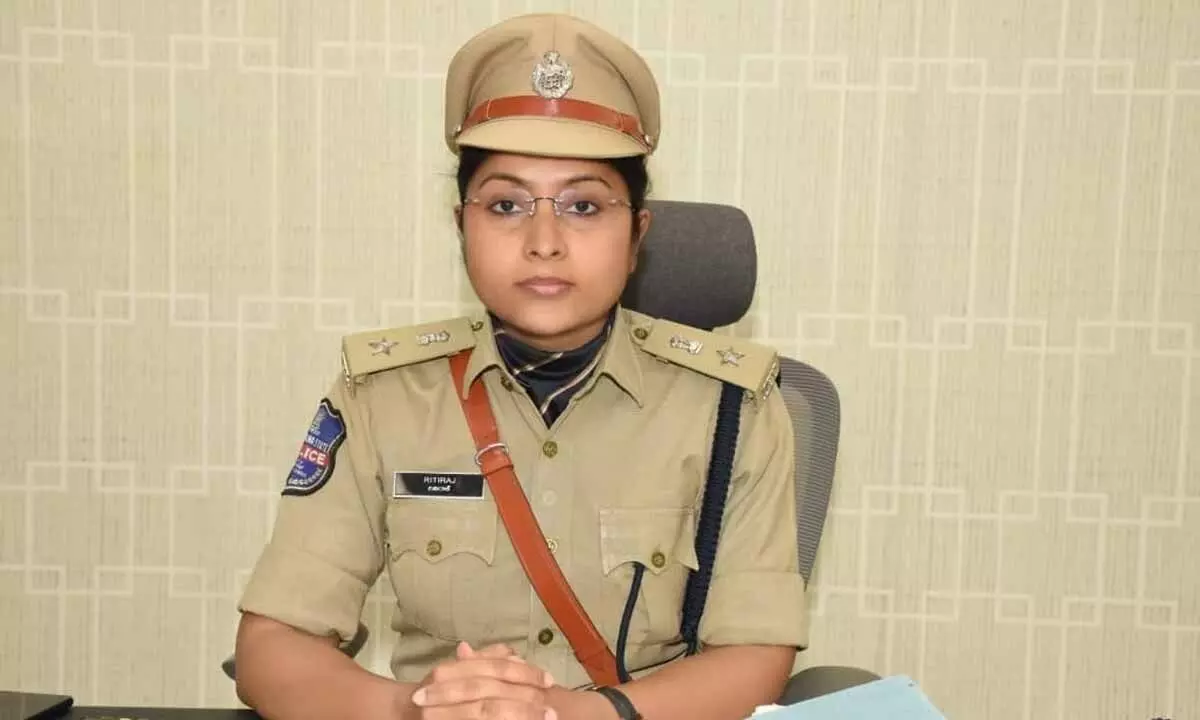 Riti Raj, SP, Issues Warning About Idol Conflict in Gattu Mandal