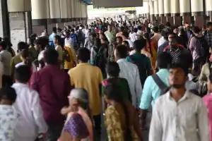 Special TSRTC buses transport voters from Telangana to Andhra Pradesh