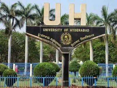 Students at the University of Hyderabad stage protest over closure of Rohith Vemula case