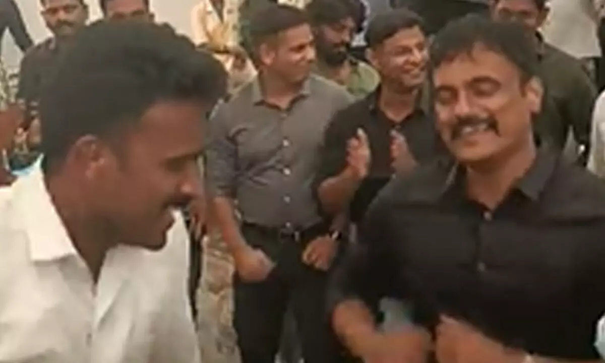 Telangana SP’s Dance Moves Gain Internet Fame, Police Officers Enjoy Post-Election Celebration