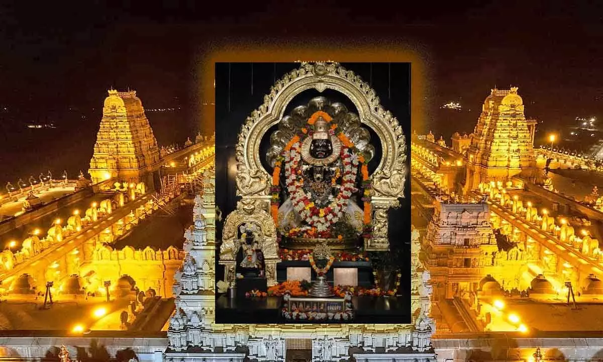 Yadagirigutta kicks off grand celebrations for Lord Lakshmi Narasimha Swamy’s birth