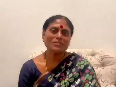 YS Vijayamma backs YS Sharmila for Kadapa, calls for voter support