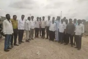 All party leaders pay a visit to Pedda Vaagu bridge.