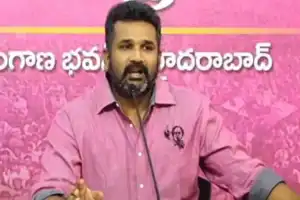 BRS leader criticizes the incompetence of the Congress government in managing liquor licenses.