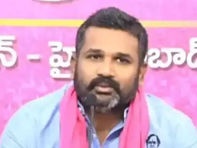 BRS urges CM to avoid introducing adulterated liquor in TS