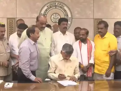 Chandrababu Naidu assumes duties as CM, approves five files including large-scale DSC for 16,347 positions