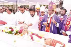 Chief Minister Honors Archbishop Thumma Bala