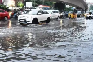 City of Hyderabad brought to a standstill due to heavy rainfall