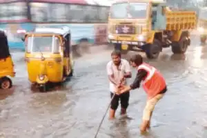 City residents’ complaints go unanswered by monsoon emergency services