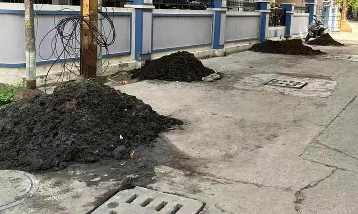 City’s slow desilting of drains leads to sewage overflow alert