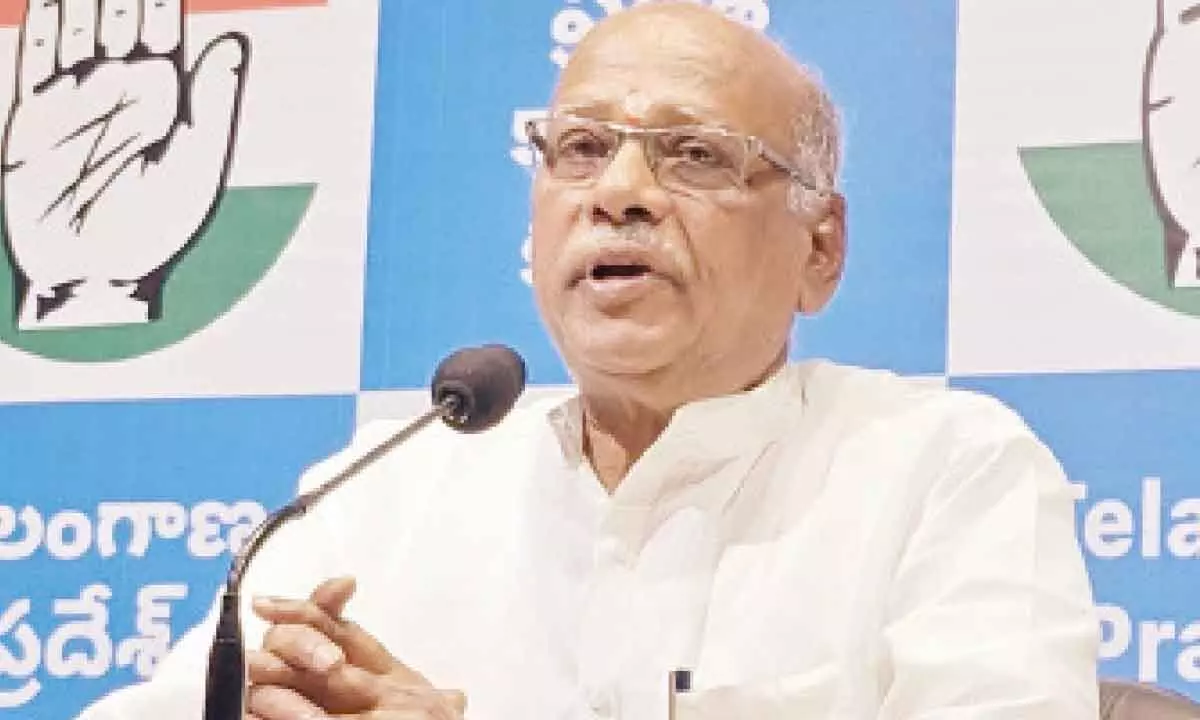 Congress blames Modi and Shah for stock market crash.