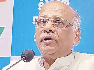 Congress Demands PM to Hold All-Party Meeting in Light of NEET Controversy