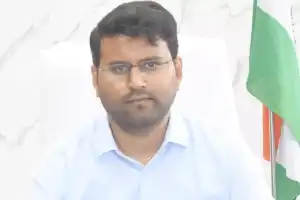 DC BM Santhosh encourages private doctors to resume their services