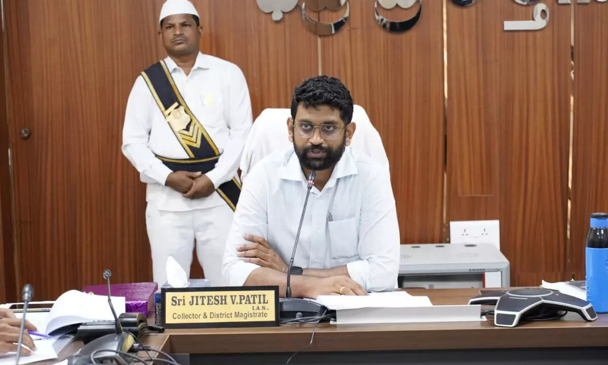 District Collector Jitesh V. Patil urges bankers to support government objectives