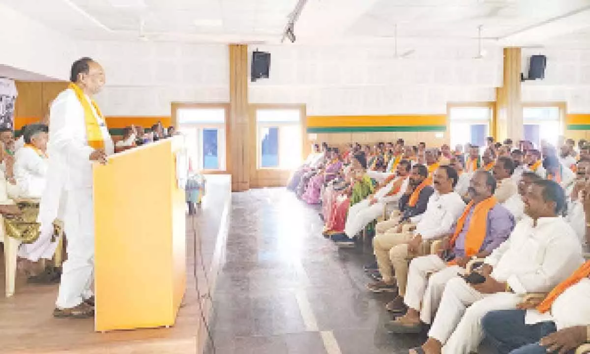 Dr. Laxman describes emergency as a stain on Indian democracy