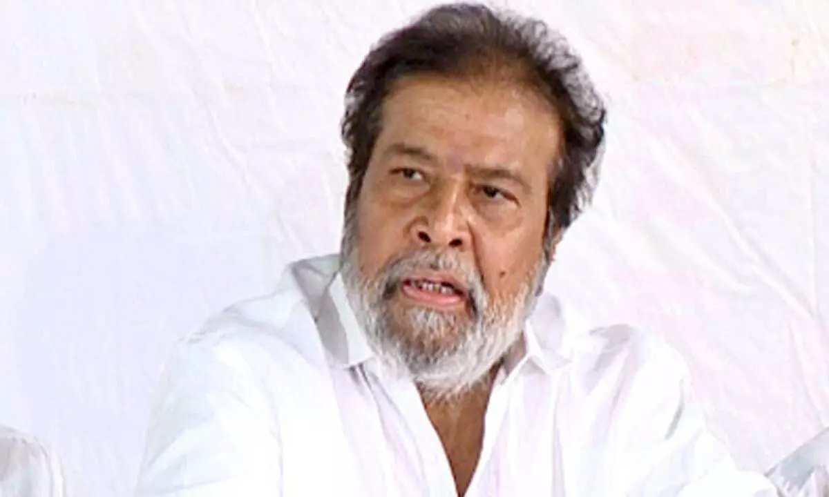 Minister Rajanarsimha cautions hoteliers about food adulteration