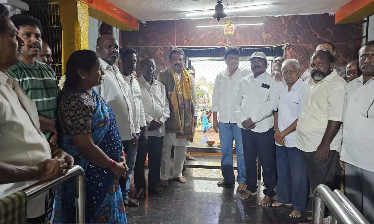MLA Ganesh Visits Mahankali Temple in Bollaram, Secunderabad Cantonment
