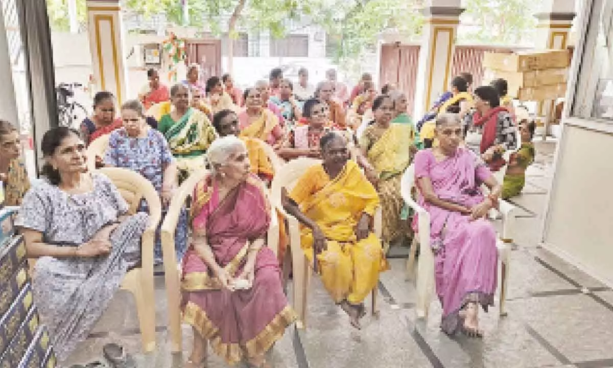 NGO in Hyderabad Donates Clothes to Elderly and Disabled, Bringing Smiles and Warmth