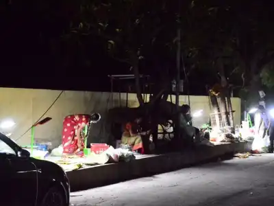 Residents of Aurora Colony frustrated by issues at local vegetable market.