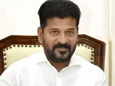 Revanth Reddy’s visit to Warangal delayed due to his presence in Delhi for an important meeting.
