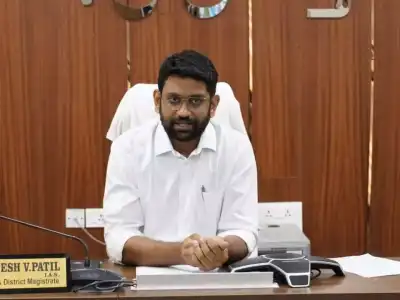 Review of Amma Adarsh ​​School Scheme Implementation by Collector Jitesh V Patil