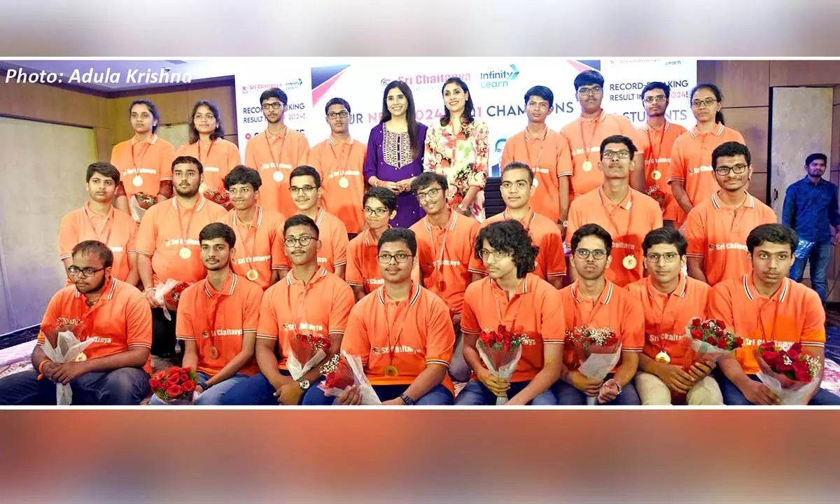 Sri Chaitanya honors 9 NEET top scorers with Rs. 25 lakh cash reward