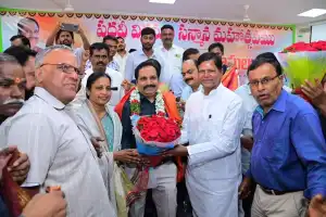 State Planning Commission Vice President Dr. Chinnareddy insists on mandatory retirement for employees.