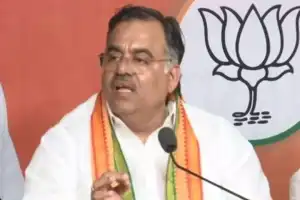 Tarun Chugh says INDI alliance is struggling, while BJP is gaining momentum.