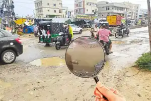 Ameenpur’s Potholed Roads Become a Commuter’s Nightmare