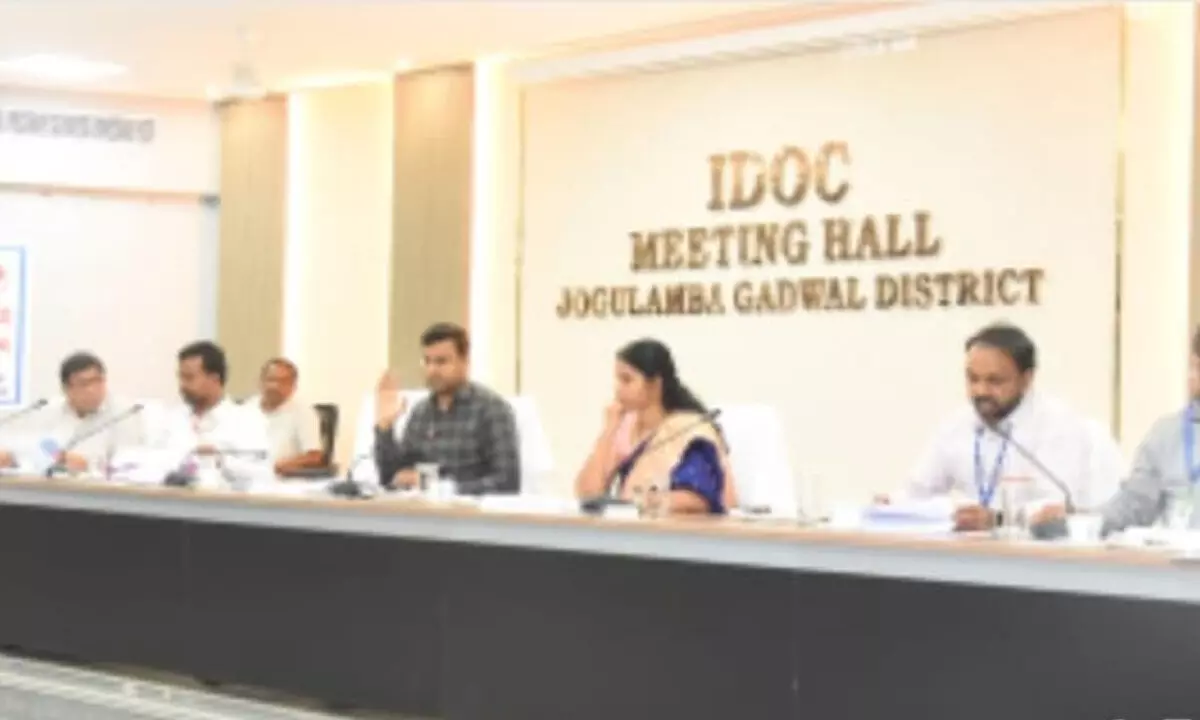 Bankers receive feedback from DC BM Santhosh on Banking sector
