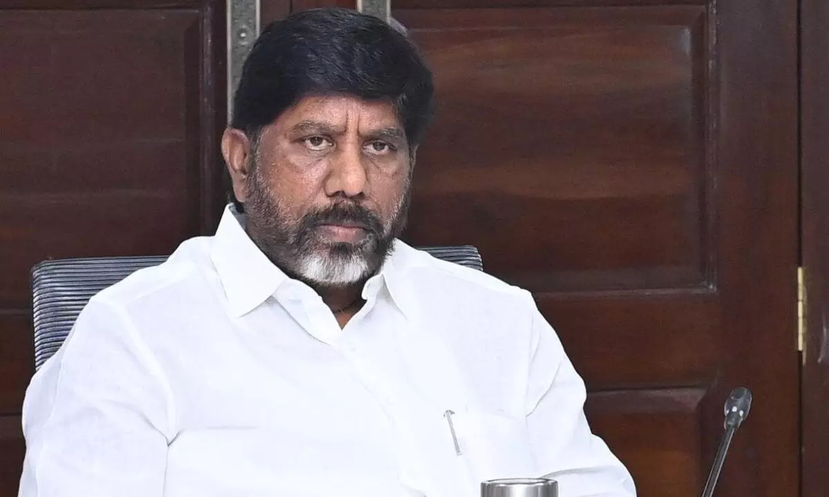 Bhatti urges bankers to provide new loans to farmers without debt