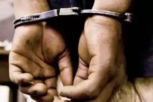 Broker arrested for smuggling individuals to Cambodia
