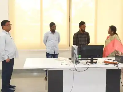 DC BM Santhosh Calls for Immediate Action on Praja Vani Applications