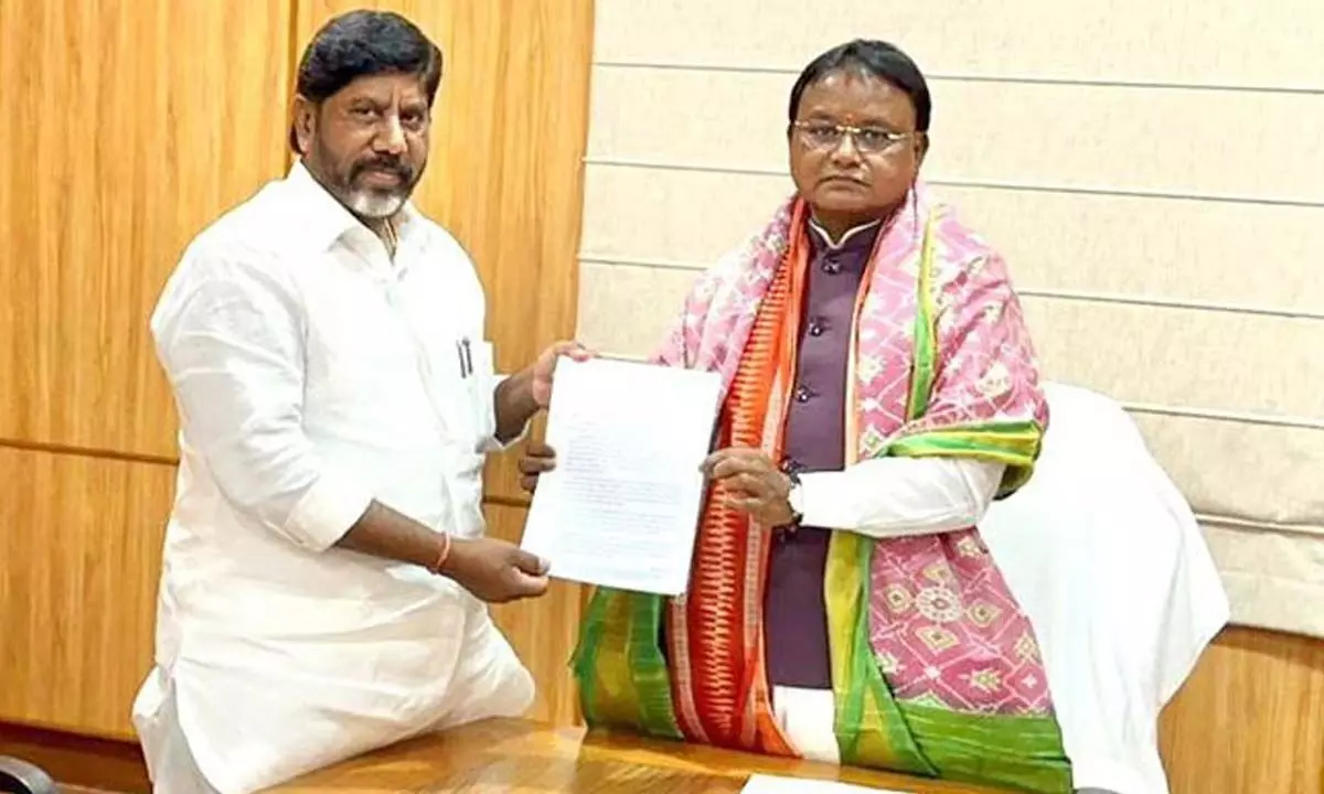 Deputy CM Bhatti Vikramarka of Telangana meets with Odisha CM to request cooperation for SCCL Naini project.