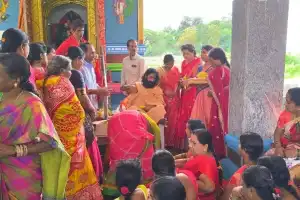 Devotion to Santoshi Mata Bestows Ganesha’s Blessings, Prosperity, and Growth