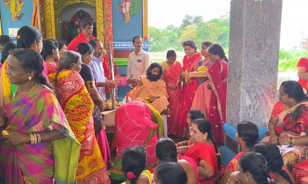 Devotion to Santoshi Mata Bestows Ganesha’s Blessings, Prosperity, and Growth