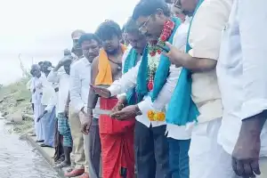 Dr. SA Sampath Kumar Oversees Water Release to RDS Canal
