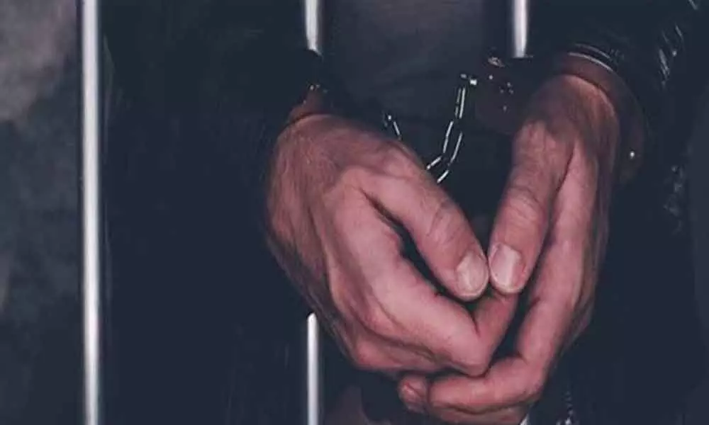 Four arrested in Hyderabad for mobile snatching