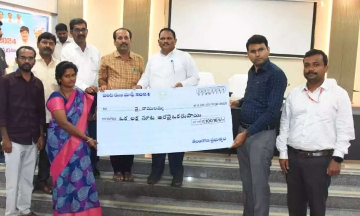 Funds Released for Second Phase of Farmer Loan Waiver Amid Festive Celebrations