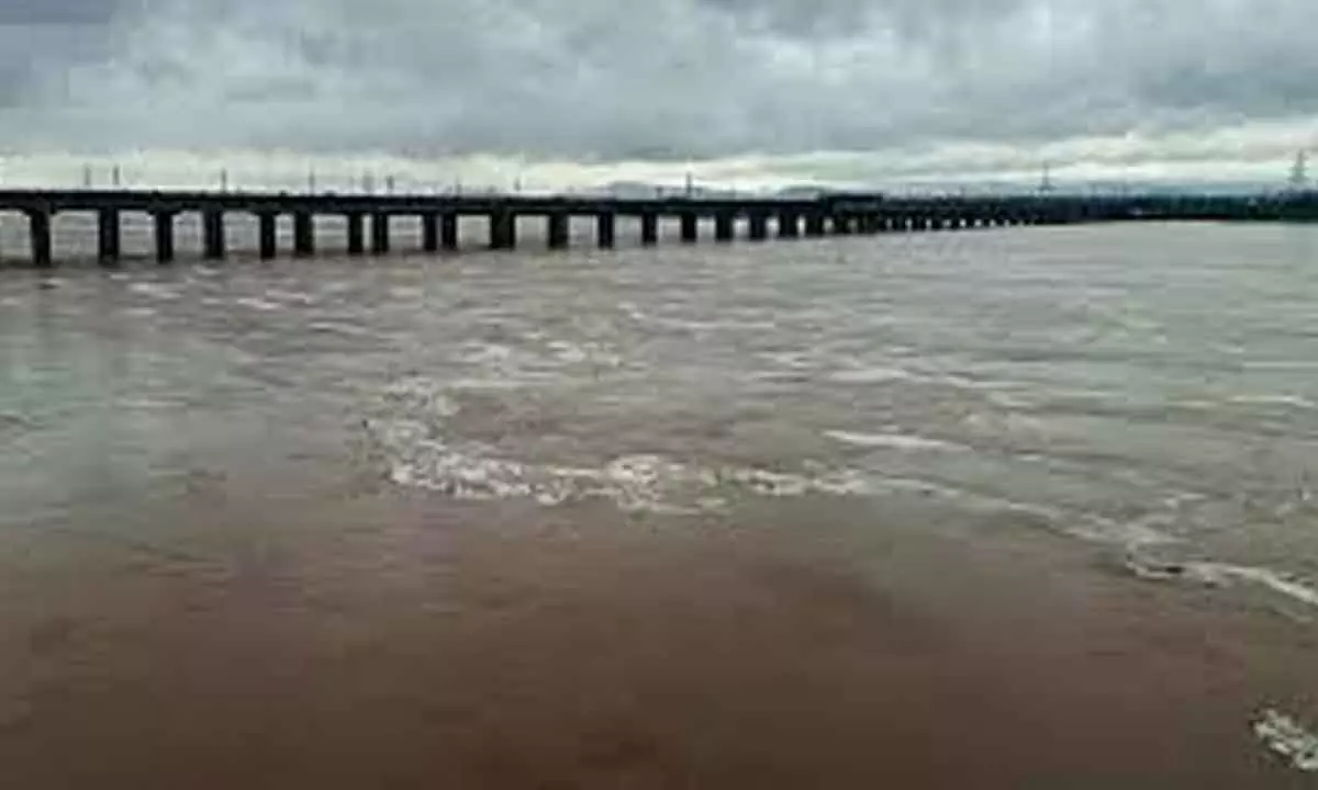 Heavy Rains Trigger Flooding in Godavari; Bhadrachalam Water Level Climbs to 24 Feet