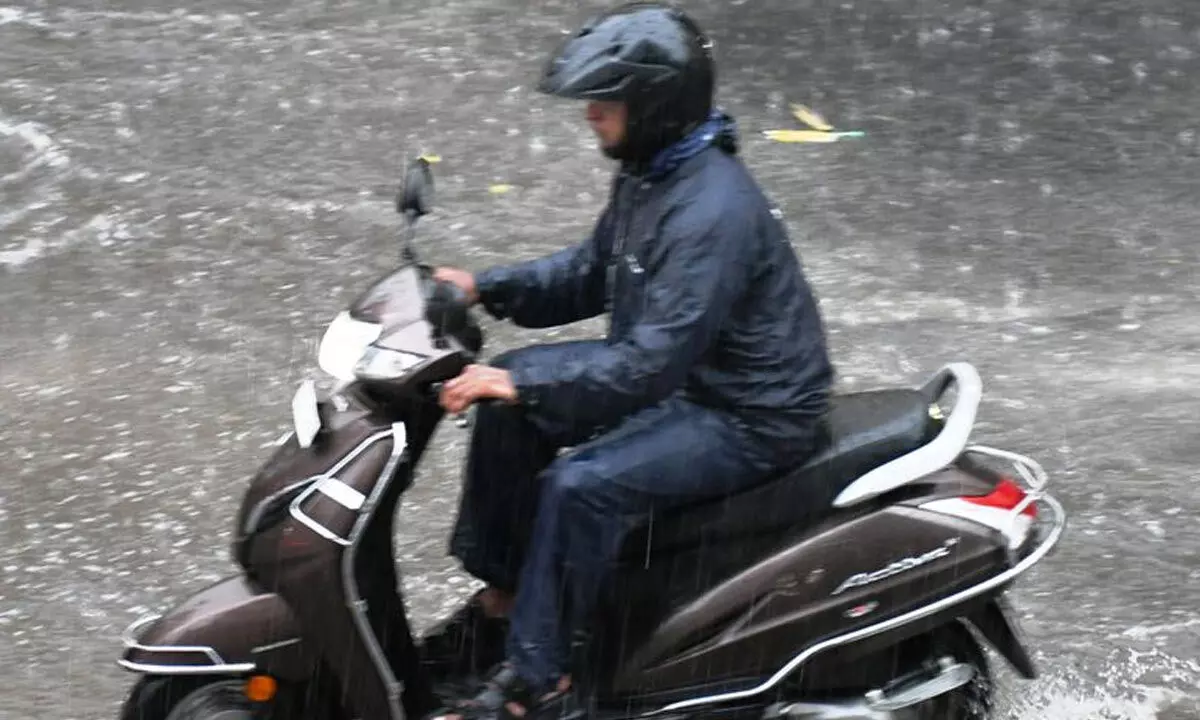 Hyderabad: Continuous Rains Cause Major Disruptions in City Life