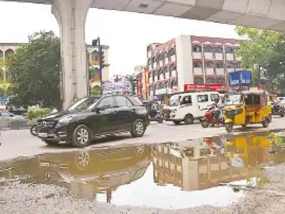 Hyderabad: Heavy Rains Devastate City Streets, Exposing Potholes and Craters